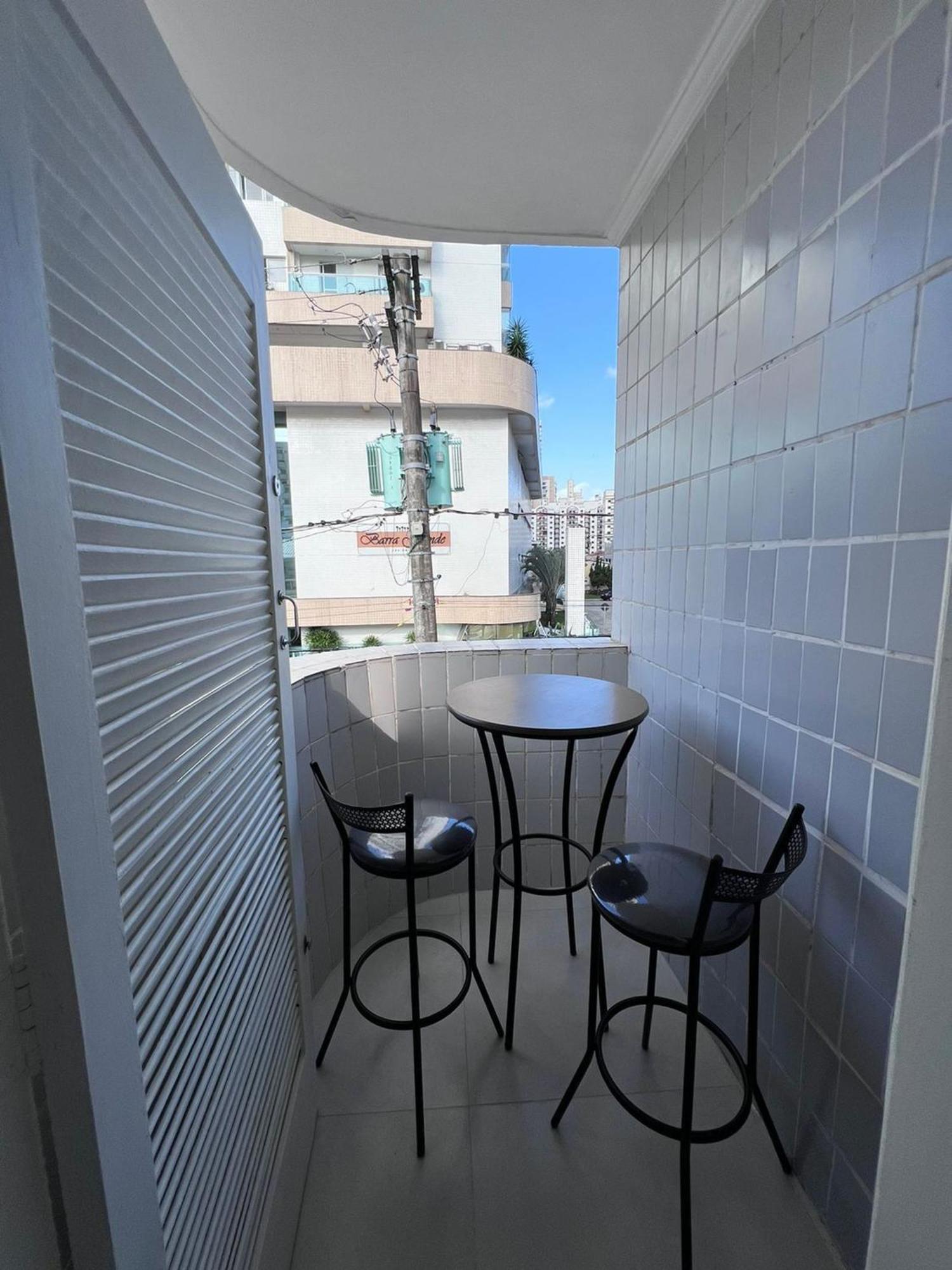 Canto Forte- Suite C/Varanda - Ate 5 Hospedes- Garagem - Wi Fi E 200 Metros Da Praia, 50 Metros Da Av Gastronomica Da Pg Praia Grande Dış mekan fotoğraf
