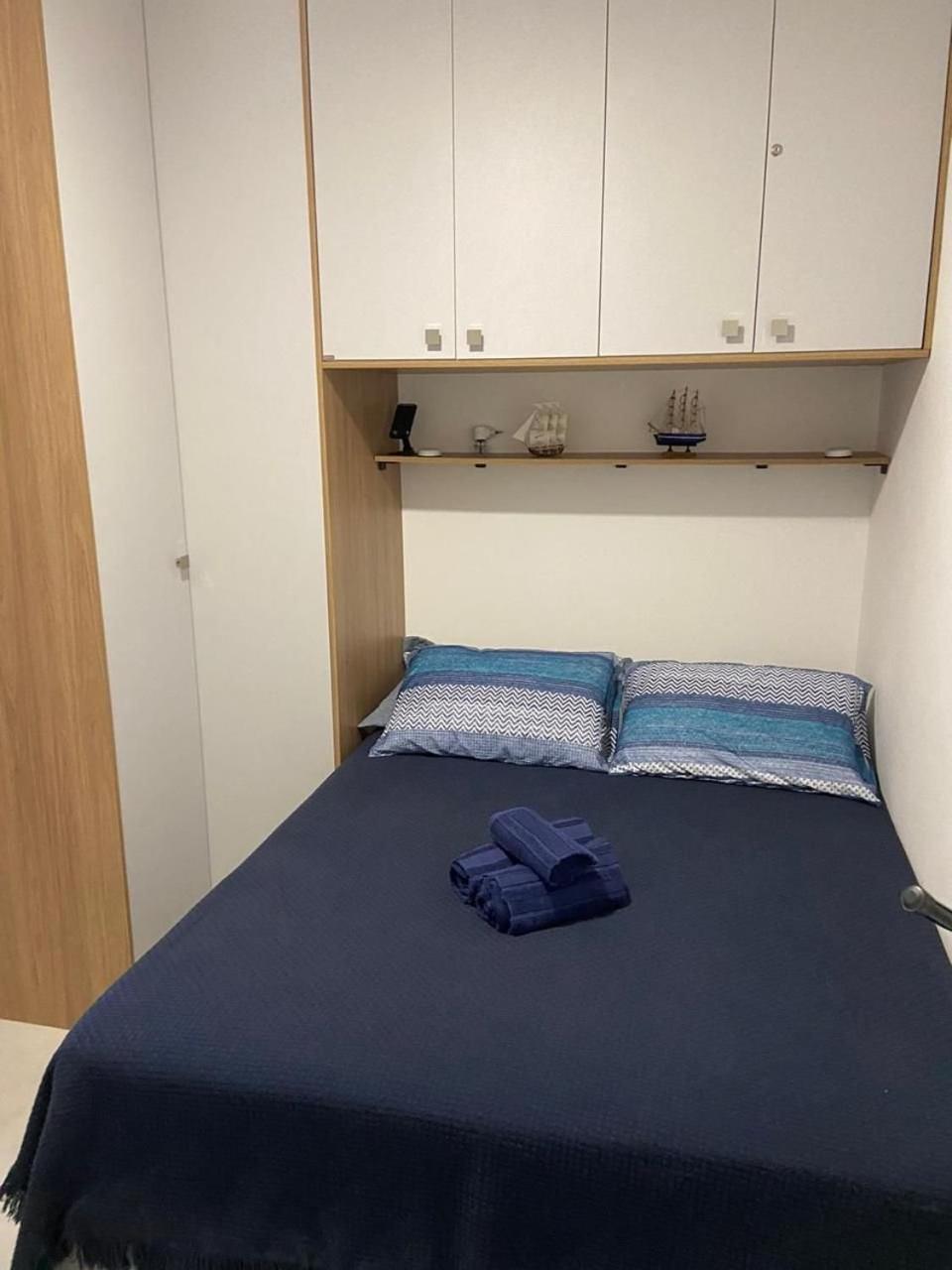 Canto Forte- Suite C/Varanda - Ate 5 Hospedes- Garagem - Wi Fi E 200 Metros Da Praia, 50 Metros Da Av Gastronomica Da Pg Praia Grande Dış mekan fotoğraf